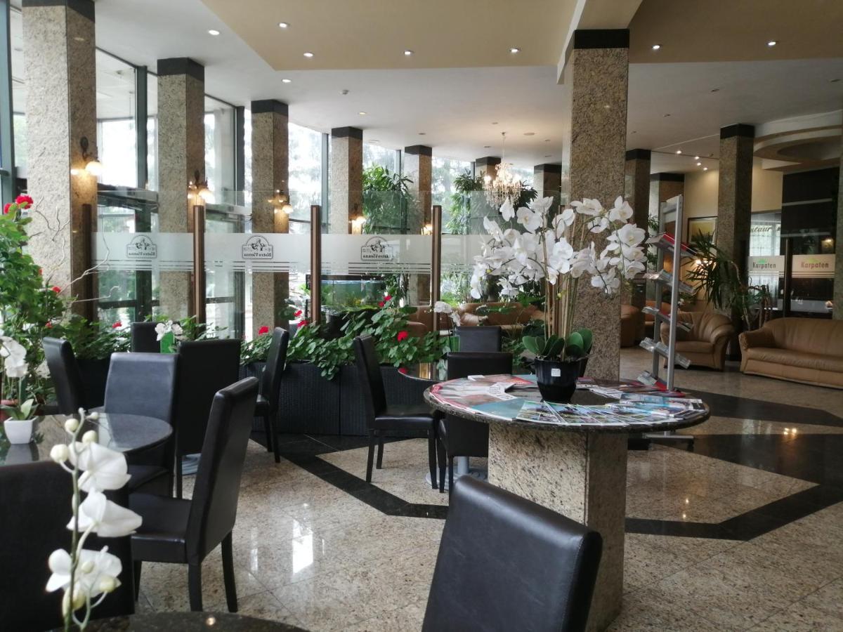 Hotel Piemonte Predeal Bagian luar foto